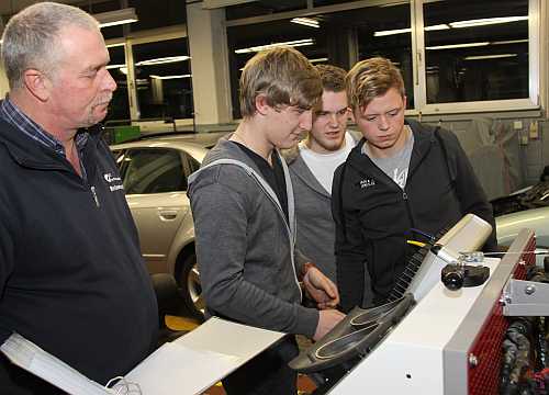 Die Teilnehmer an der flexiblen ausbildungsbegleitung haben Spaß am Lernen.