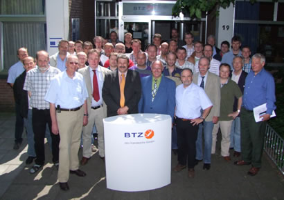 Die erfolgreichen Pr&uuml;flinge - Schwei&szlig;fachmann